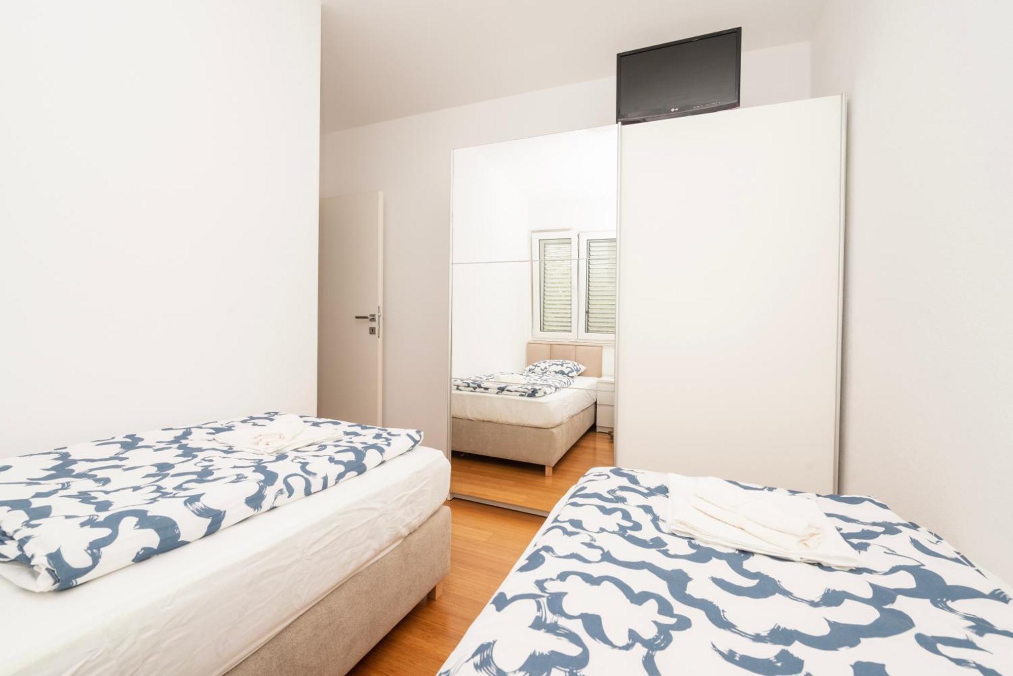 Apartment Paula Trogir Exterior photo